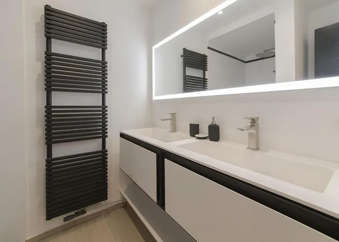 Spirou With Parking By Interhome Apartmán